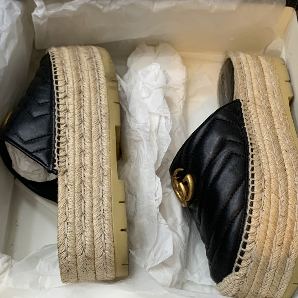 Gucci Black and Gold Espadrille Platform Slides - Picture 10 of 11